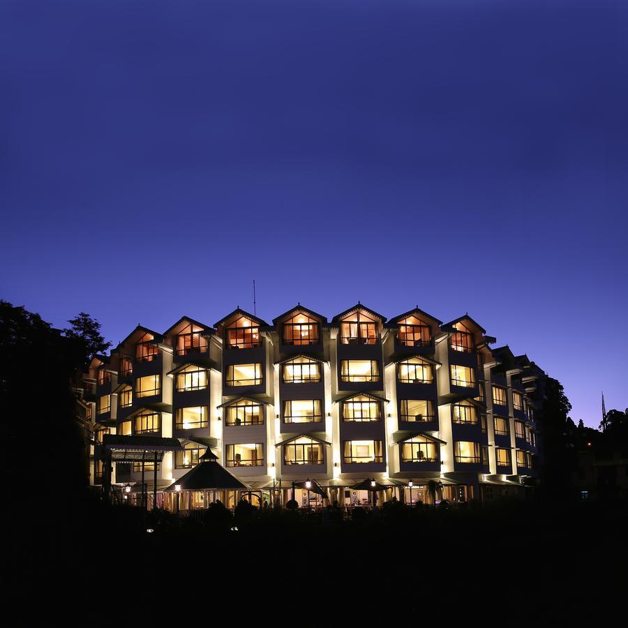 Crescent Resort, Darjeeling ダージリン エクステリア 写真